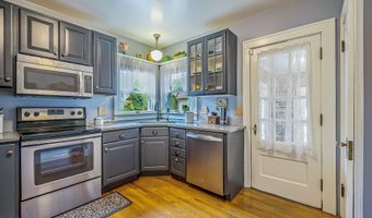 4951 W Liberty Rd, Ann Arbor, MI 48103