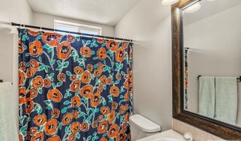 3840 Summerwood Ln, Ammon, ID 83406