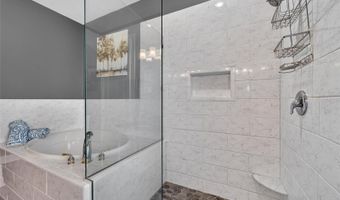 6407 MAYRA SHORES Ln, Apollo Beach, FL 33572