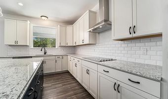71714 Hidden River Dr, Armada, MI 48005
