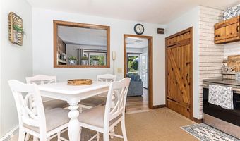 31 Sunset Dr, Hopkinton, RI 02832
