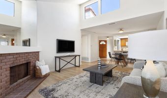 6948 Sandpiper Pl, Carlsbad, CA 92009
