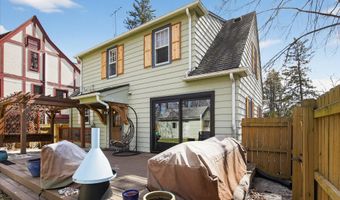 1732 Jackson Ave, Ann Arbor, MI 48103