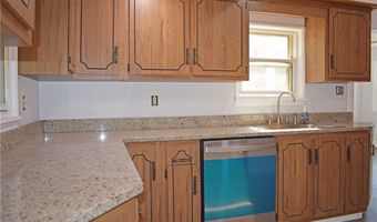 905 Burchfield Rd, Allison Park, PA 15101