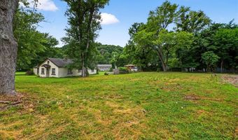 1217 Kiefer Creek Rd, Ballwin, MO 63021