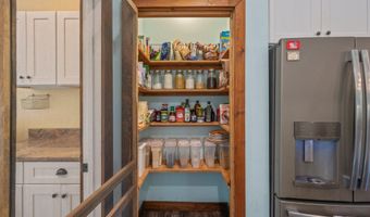 1827 Waterway Dr, Baker, FL 32531