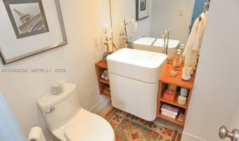 9660 W Bay Harbor Dr 5A, Bay Harbor Islands, FL 33154