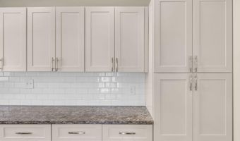 404 9th Ave Upper, Belmar, NJ 07719