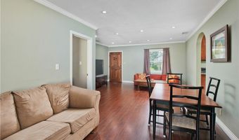 17561 Bullock St, Encino, CA 91316