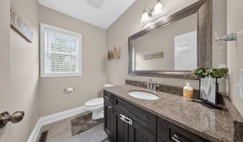 25 Winding Trl, Cheshire, CT 06410