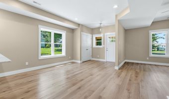 206 W Lincoln St, Ashley, IN 46705