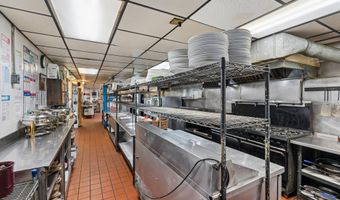 157 Main St, Belgrade, ME 04917