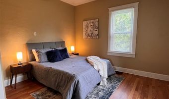 607 Milton Rd, Alton, IL 62002