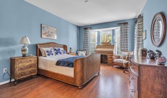 100 Mission Way, Barnegat, NJ 08005