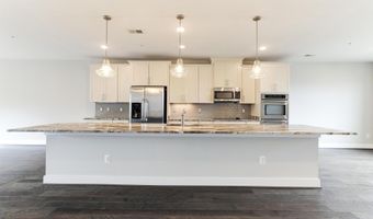 44750 TIVERTON Sq, Ashburn, VA 20147