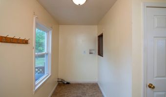 93 Lyall Hill Dr, Alderson, WV 24910