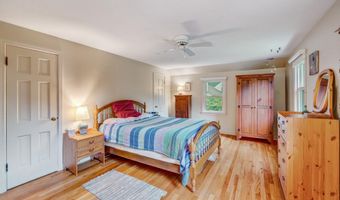 818 Ottawa Trl, Madison, WI 53711