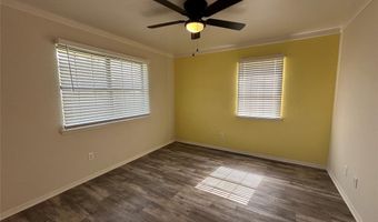 910 Chestnut St, Hico, TX 76457