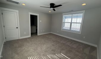 200 E Moore St D, Apex, NC 27502