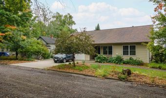 511 3rd St, Alpha, MI 49902