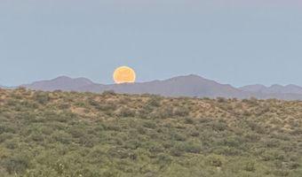 W Hawkeye Road 7, Congress, AZ 85332
