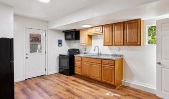 601 Burns Ave, Aptos, CA 95003