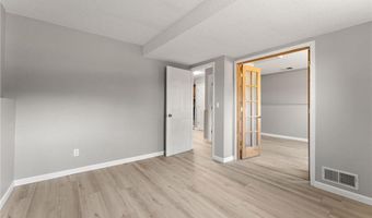 13804 Euclid Ct, Apple Valley, MN 55124