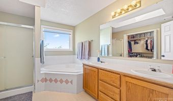 24440 Kenridge Rd, Caldwell, ID 83607