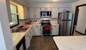 190 Pillsbury Rd, Ashby, MA 01431