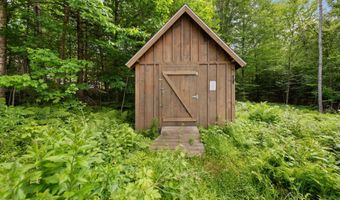 222 Upper Birch Dr, Bristol, NH 03222