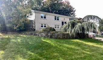 91 Curry Rd, Cranston, RI 02920