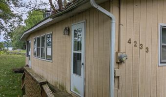 4233 Swan Lake Dr, Allegan, MI 49010