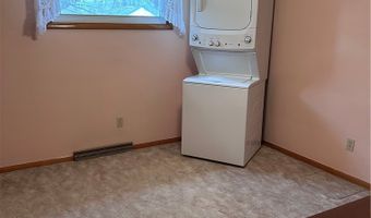 8300 Bear Rd SE, Amsterdam, OH 43903