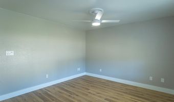 148 20th Ave, Apalachicola, FL 32320