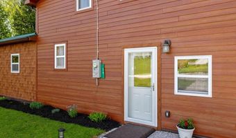 39 Bourdeau Ln N, Alburgh, VT 05440
