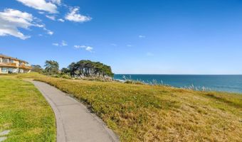 16 Seascape Resort Dr, Aptos, CA 95003