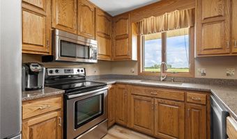 1605 22nd Ave SW, Austin, MN 55912