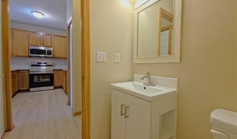 15358 Founders Ln 102, Apple Valley, MN 55124