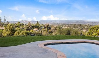 1033 Via Contenta, Escondido, CA 92029