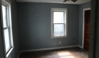 110 W Conwell St, Aurora, IN 47001