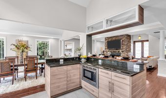 199 Pinckney Rd, Little Silver, NJ 07739
