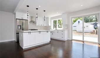 14 Byrne Pl, Bergenfield, NJ 07621