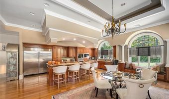 55 Wilbur Rd, Lincoln, RI 02865