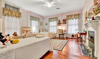 506 N Main St, Abbeville, SC 29620