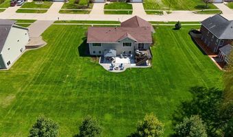 800 Kaitlynn Ave, Anamosa, IA 52205