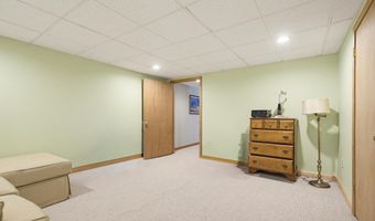 17 Dudley Rd, Brentwood, NH 03833