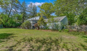 5 Indigo Rd, Barrington, RI 02806