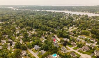 3 Meadow Cir, Barrington, RI 02806
