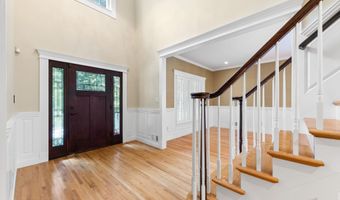 13 Victorian Woods Dr, Atlantic Highlands, NJ 07716