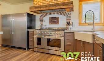 2929 E Ave, Cody, WY 82414